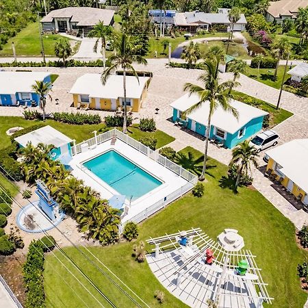 Poolside King Cottage With Kitchen - 10 Minutes To Beach! Форт-Маєрс Екстер'єр фото
